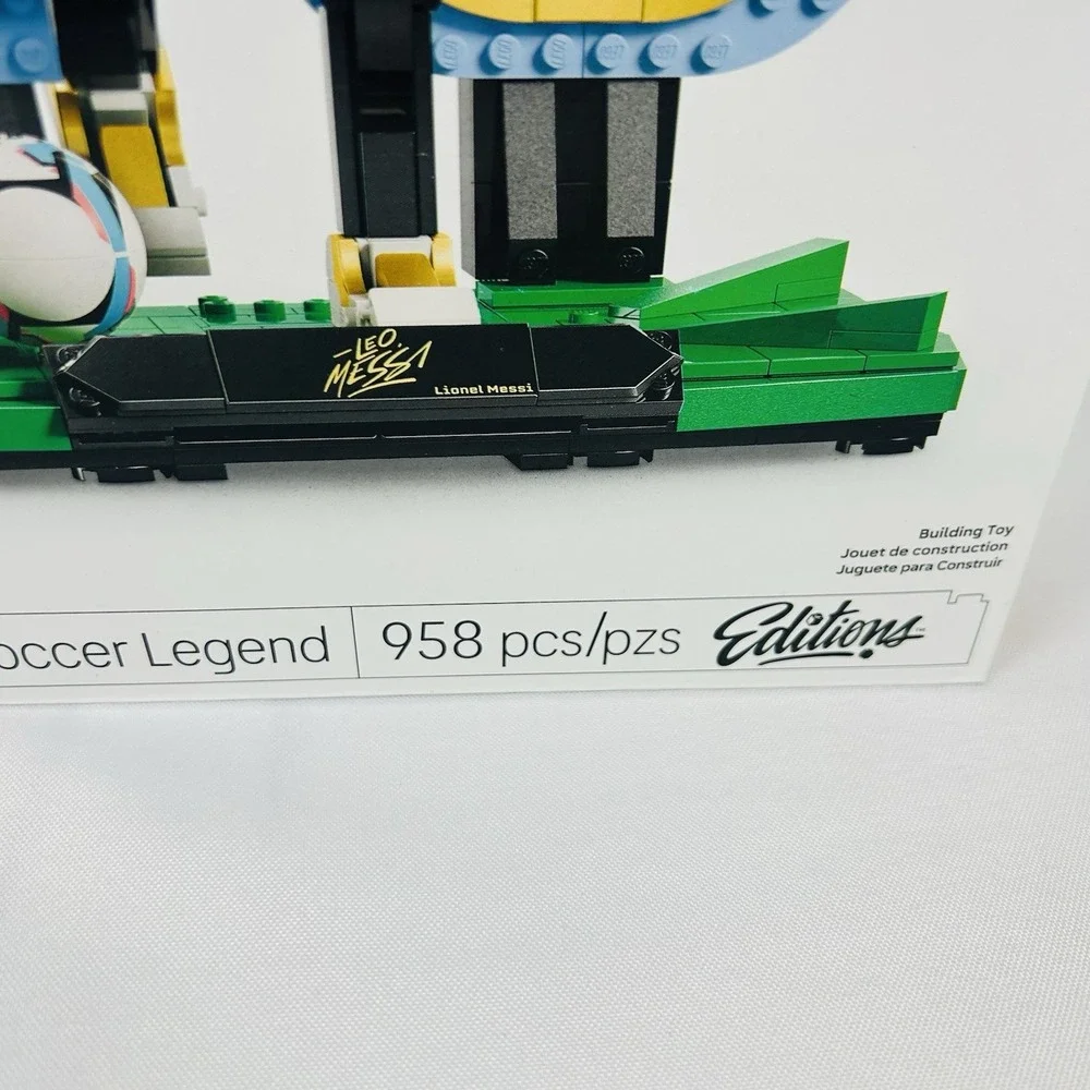 Lionel Messi Soccer Legend Lego 958pc Argentina World Cup Soccer Football - Picture 7 of 12